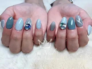 セミロング カラー ネイル Lea NAILsalon所属・Le’a NailSalonのネイルデザイン