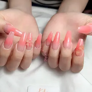 ネイル 💕鈴木ユリ パラジェル/オフ無料のネイルデザイン