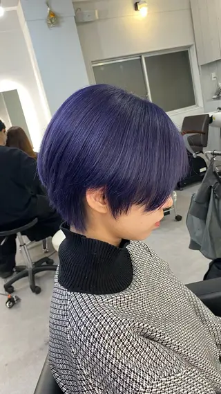 ショート カラー 大阪ケアブリーチ/ ミルクティーベージュのヘアスタイル