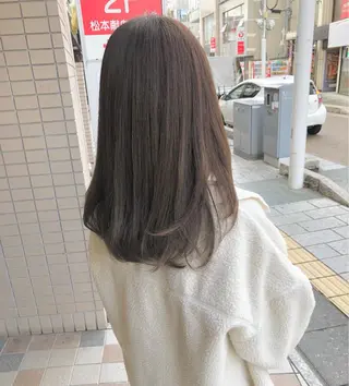 セミロング キノシタ ナオユキのヘアスタイル
