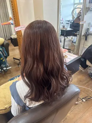 セミロング 杉山 七海のヘアスタイル