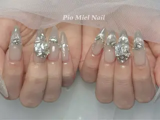 ネイル HANA 長さだしのネイルデザイン