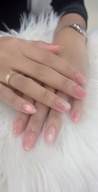 ネイル 佐藤 依娜のネイルデザイン