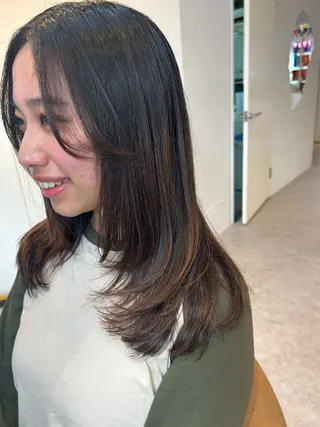 セミロング 🫧艶感カラー /Ruu🫧のヘアスタイル