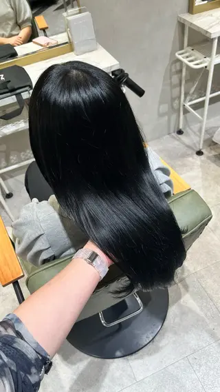 ロング カラー 新宿/アシスタント AiNAのヘアスタイル