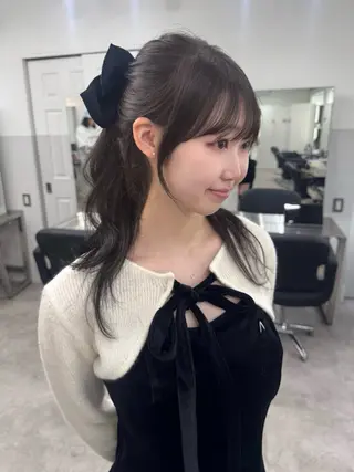 セミロング カラー D.I.E.V.A  渋谷所属・💕韓国レイヤー× 髪質改善　宮内諒のヘアスタイル