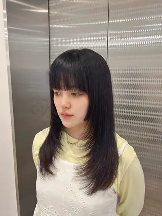 セミロング Marin🫐/ 名駅/レイヤーカットのヘアスタイル