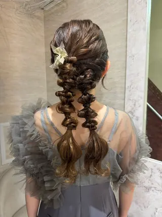 ロング ヘアアレンジ 🩶mana🩶艶髪 /カラーオンカラーのヘアスタイル