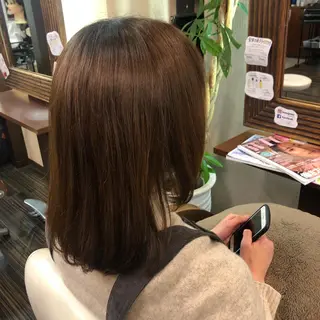 セミロング 山崎 絵莉香のヘアスタイル