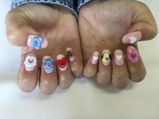 ネイル 💎🐰 saki. m 🐰💎のネイルデザイン