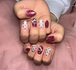 ネイル 𝐁𝐞𝐥𝐥 𝐦𝐞のネイルデザイン