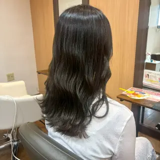 セミロング MOLLA 浅香山所属・MOLLA Junkoのヘアスタイル