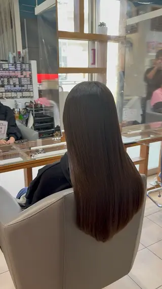 ロング レイヤーカット/ 縮毛矯正/海音のヘアスタイル