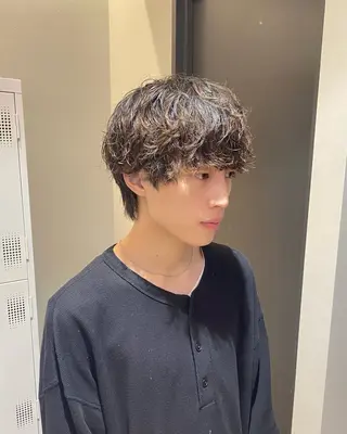 パーマ メンズ kino カット/メンズパーマのヘアスタイル