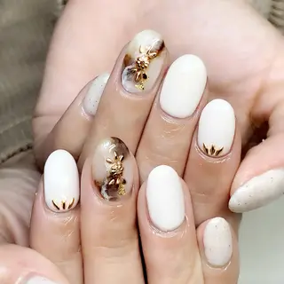 ネイル es nailのネイルデザイン