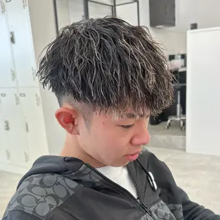 ショート パーマ メンズ パーマ職人 渡邊　優雅のヘアスタイル