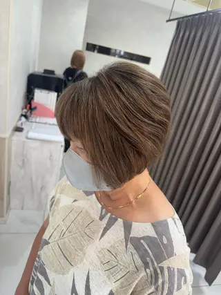 ショート カラー グランデュール焼津 SEIRYU🐉のヘアスタイル