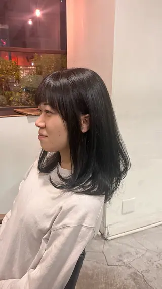 ミディアム カラー 田中 鈴乃のヘアスタイル