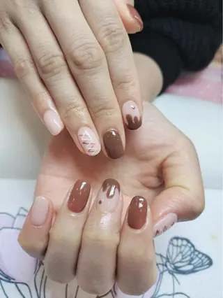 ネイル Ui_Amor (パラジェル)のネイルデザイン