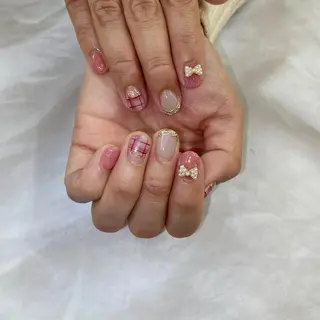 ネイル ⭐︎Alaia 妙典店⭐︎のネイルデザイン