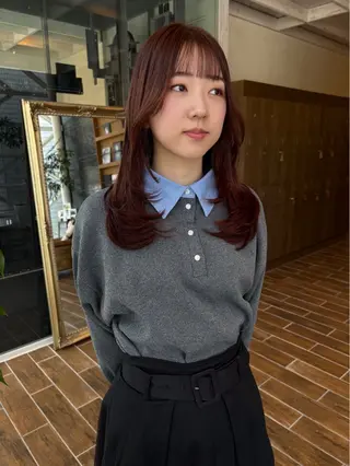 ロング カラー 松野 心音のヘアスタイル