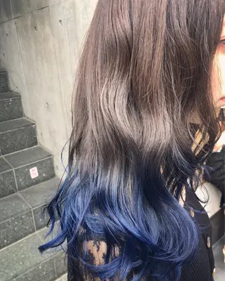 セミロング カラー 原宿サロン代表 デザインカラー伊藤卓のヘアスタイル