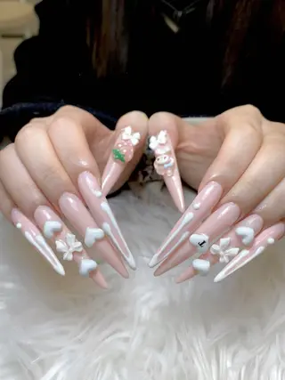 ネイル Mio_ Noiranailのネイルデザイン