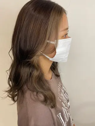 カラー 林 美月のヘアスタイル