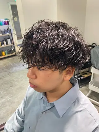 ショート パーマ メンズ パーマ特化/フェザー パーマシャドウ/真生のヘアスタイル