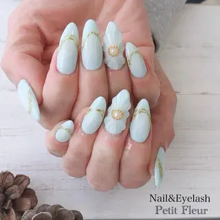 ネイル Petit Fleur所属・青柳 亜梨奈のマツエク・マツパデザイン