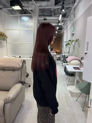 ロング カラー 吉田 絵夢のヘアスタイル