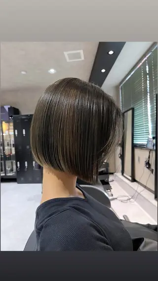 ミディアム カラー room肥後橋所属・room ヨネヤマのヘアスタイル