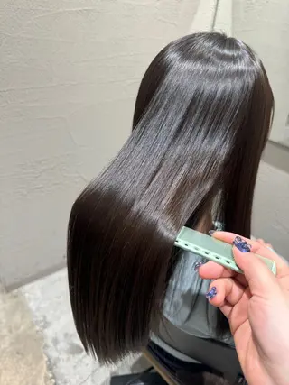 ロング kiitos所属・透明感・脱赤味カラー ▫️雪野花のヘアスタイル