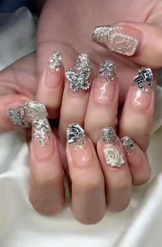 ネイル マツエク・マツパ アイブロウ Nail&eye Belire 新宿のネイルデザイン