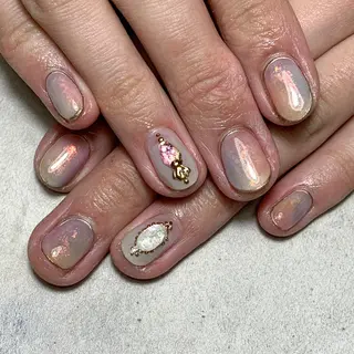 ネイル atelier　FIORITURA所属・FIORITURA aiのネイルデザイン