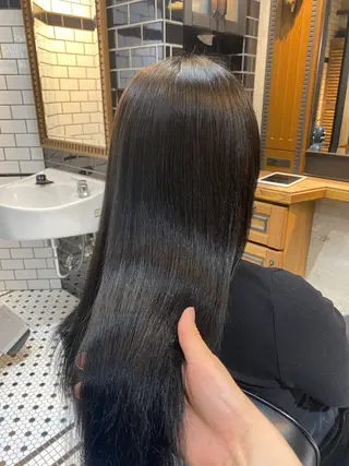 カラー Hikari .のヘアスタイル