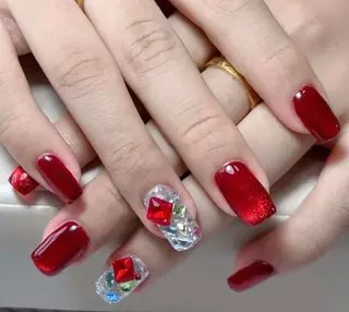 ネイル minoannail Yのネイルデザイン