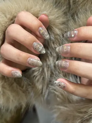 ネイル 🪐富島彩夏 /海外nail🪐のネイルデザイン
