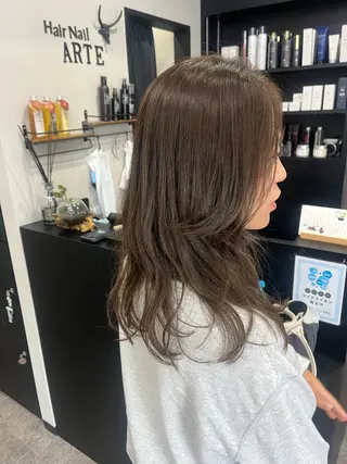 ロング カラー 友滝 真菜美のヘアスタイル