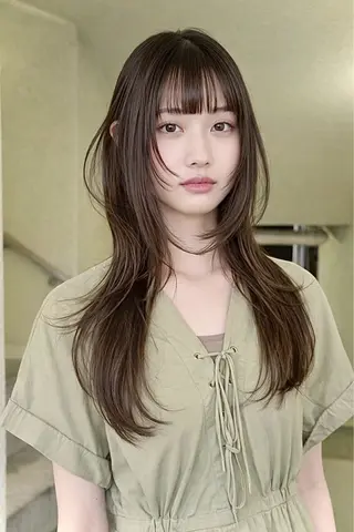 ロング レイヤー/透明感カラ ー／色落ちまで可愛いのヘアスタイル