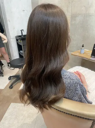 ロング Kanami/韓国風 /艶カラーのヘアスタイル