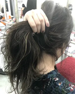 セミロング カラー 髪質改善 中川　翔のヘアスタイル