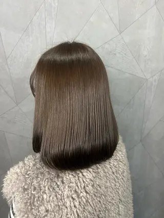 ショート 髪質改善&ハイトーンカラー BALE所属・Hikaru Memelu 中津店のマツエク・マツパデザイン