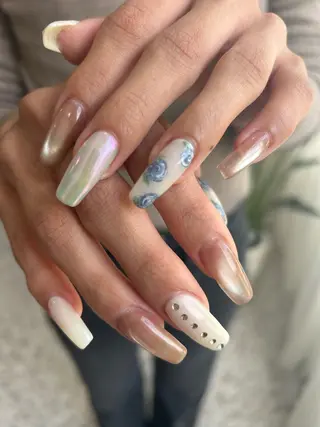 ネイル 小松 千冬snazzyのネイルデザイン