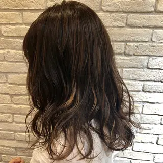セミロング しもかわ かほのヘアスタイル