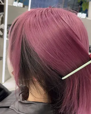 セミロング カラー 透明感ミルクティー✨ 西澤 ジュンヤのヘアスタイル