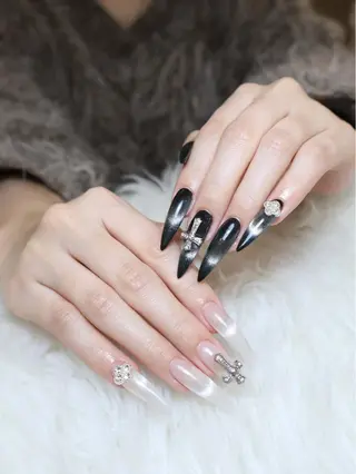 ネイル Risu Nails Salon 代々木所属・リス ネイルのネイルデザイン