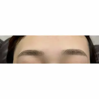 アイブロウ 安江 翼のマツエク・マツパデザイン