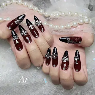 ネイル Queenie 🦋のネイルデザイン