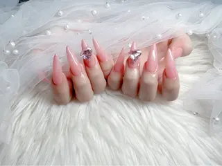 &ME Momoのネイルデザイン